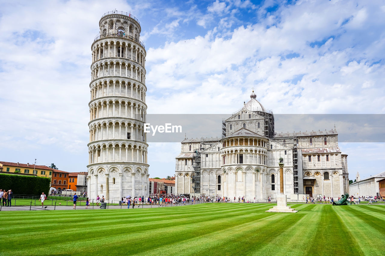 View of leaning tower of pisa against sky