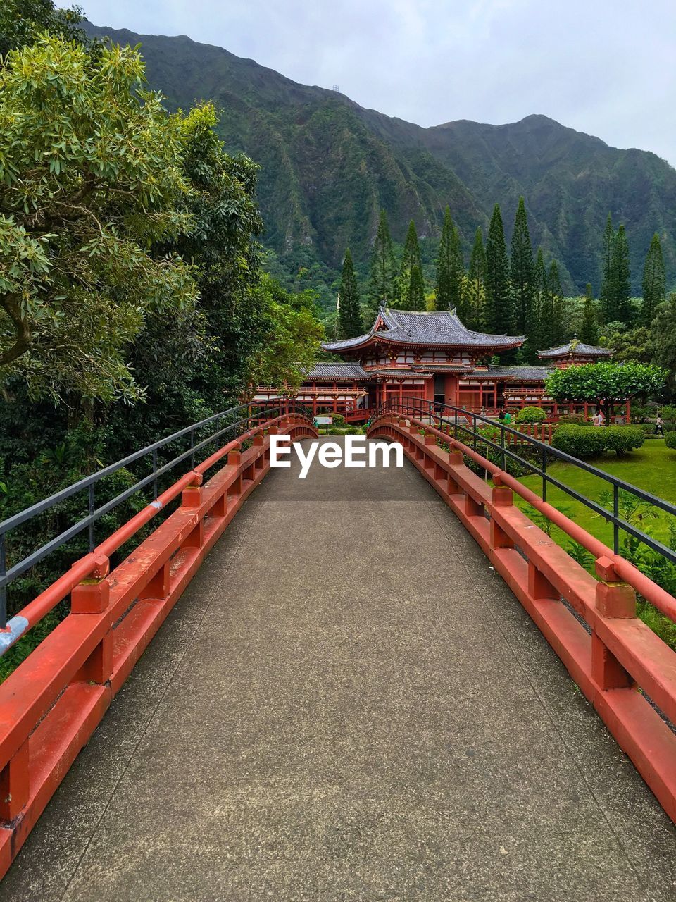 WALKWAY LEADING TOWARDS TEMPLE