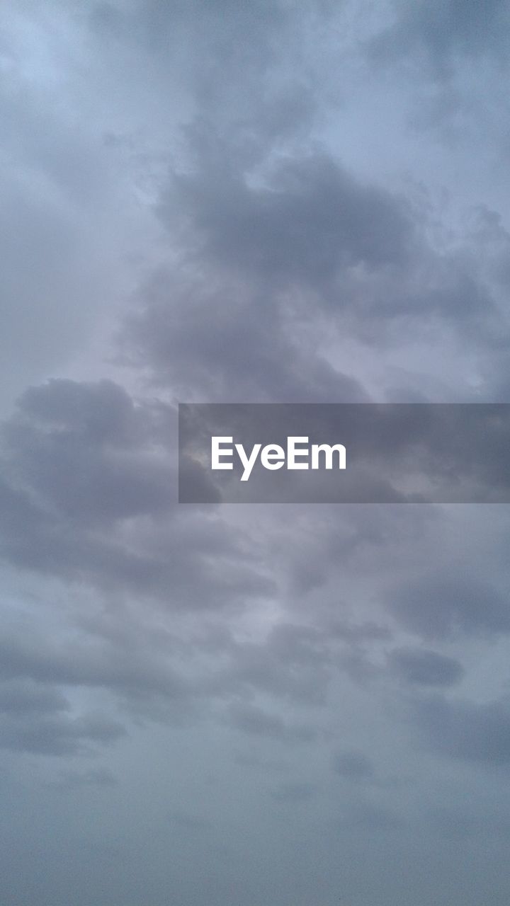 SCENIC VIEW OF CLOUDY SKY