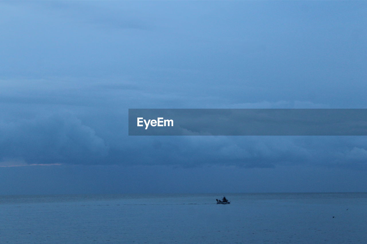 VIEW OF SEA AGAINST SKY