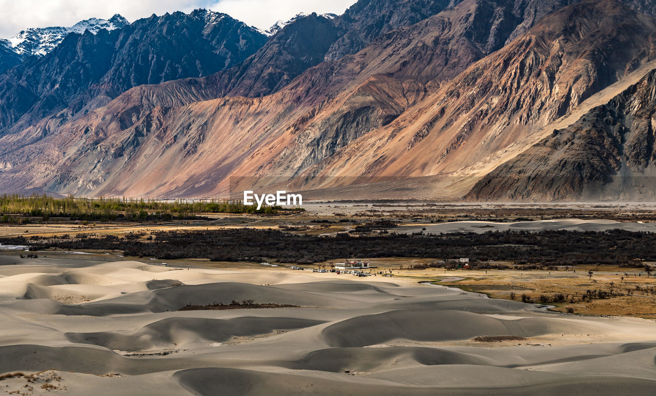 Hunder desert in nubra valley, ladakh, india
