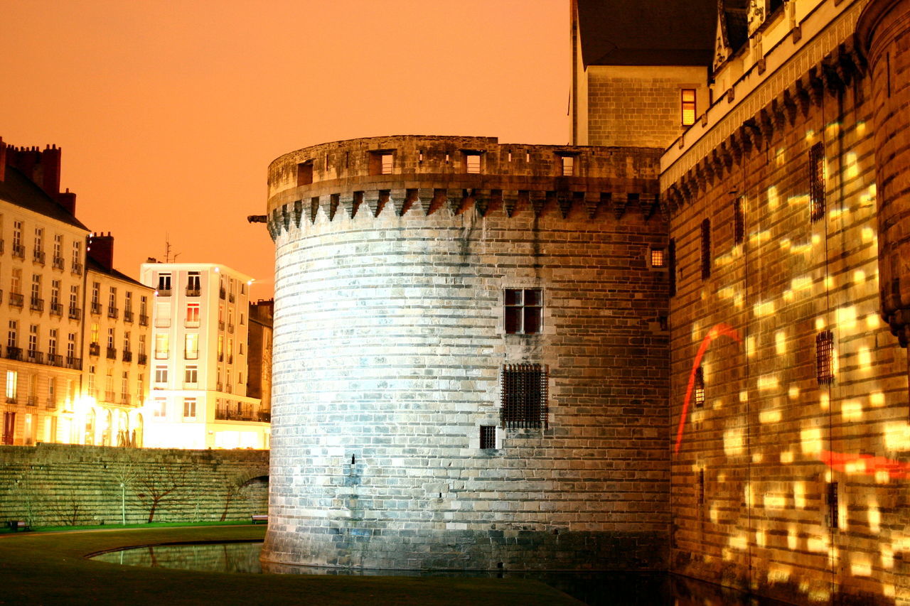 ILLUMINATED CITY BUILDINGS