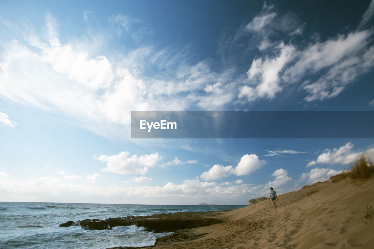 PANORAMIC VIEW OF SEA AGAINST SKY