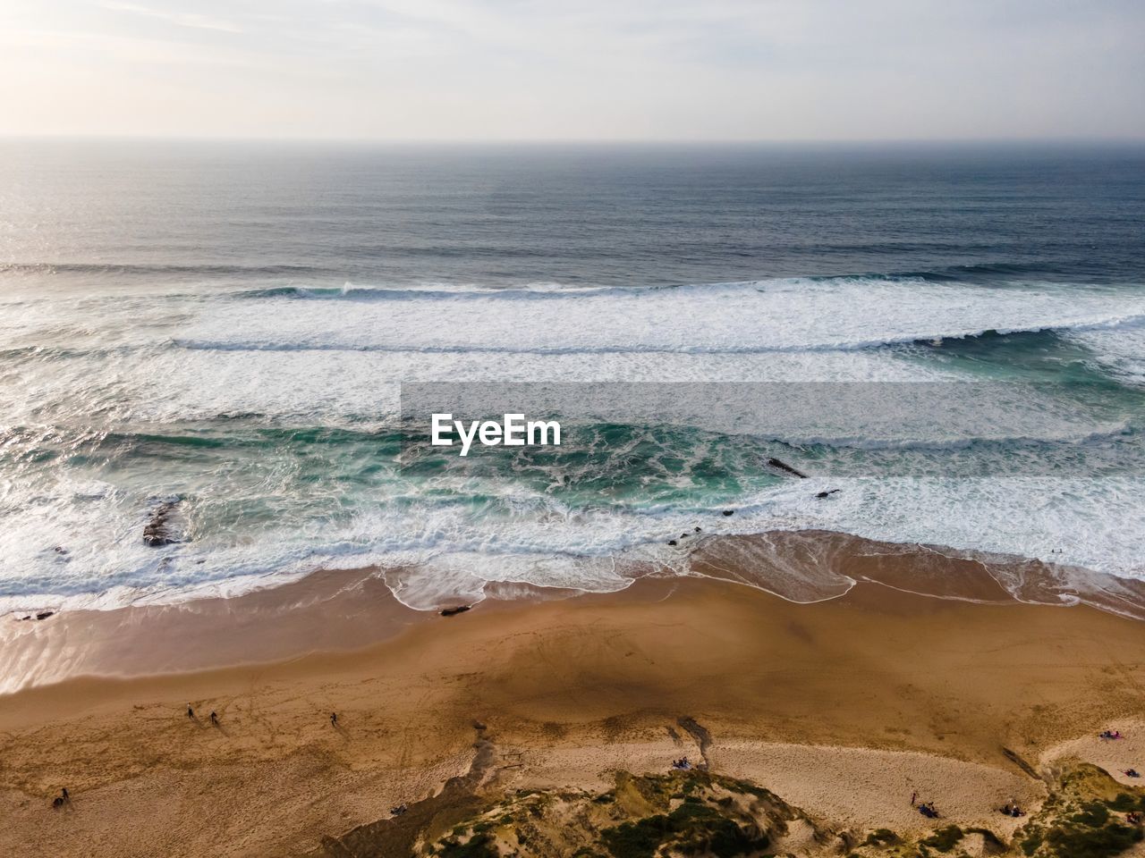 SCENIC VIEW OF SEA AGAINST SKY DURING SUNRISE