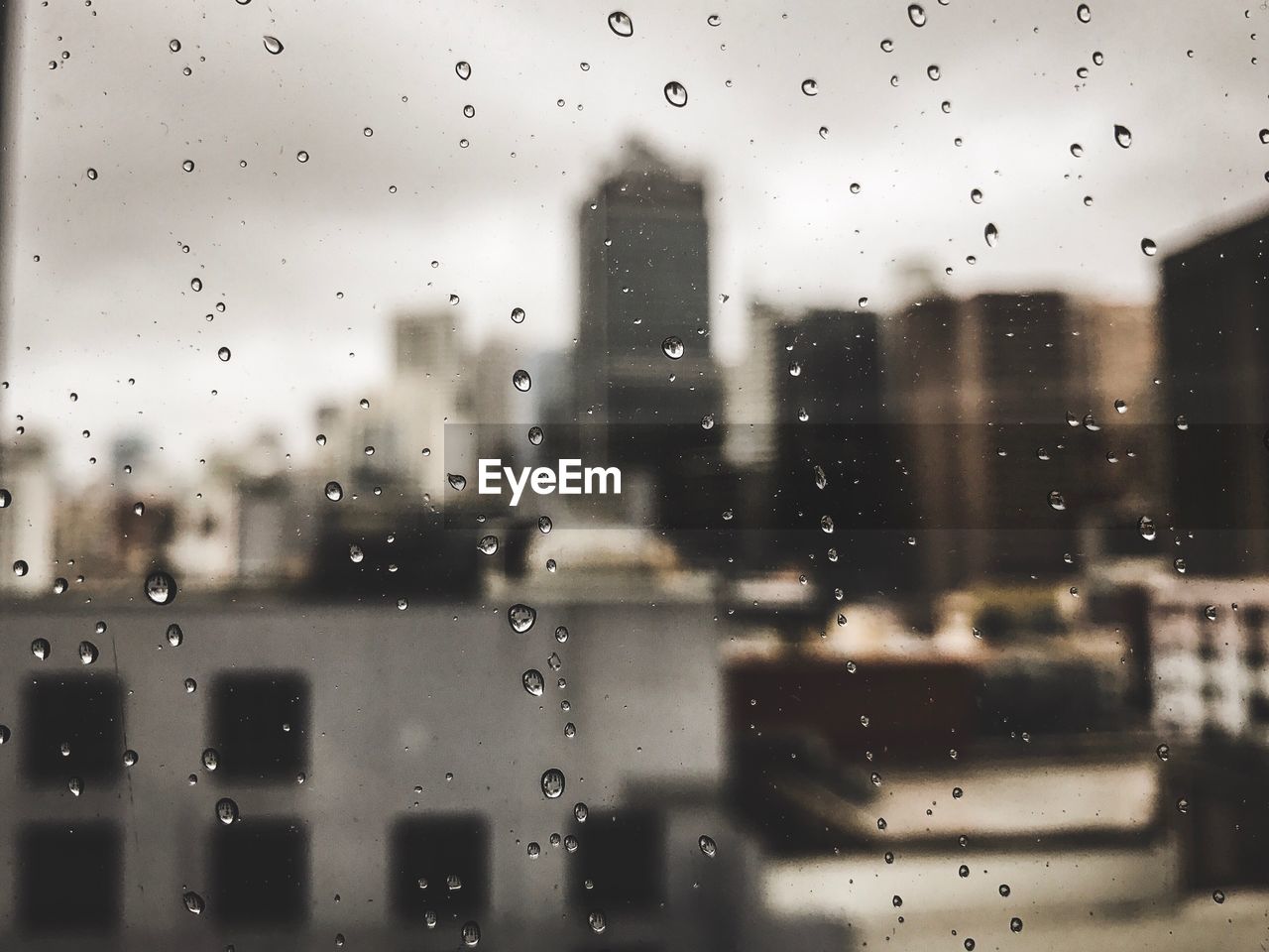 RAINDROPS ON WINDOW GLASS