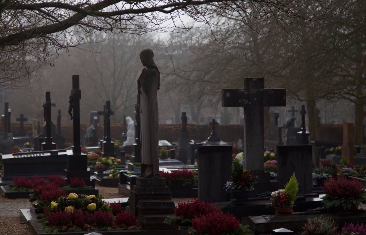 STATUE OF CEMETERY