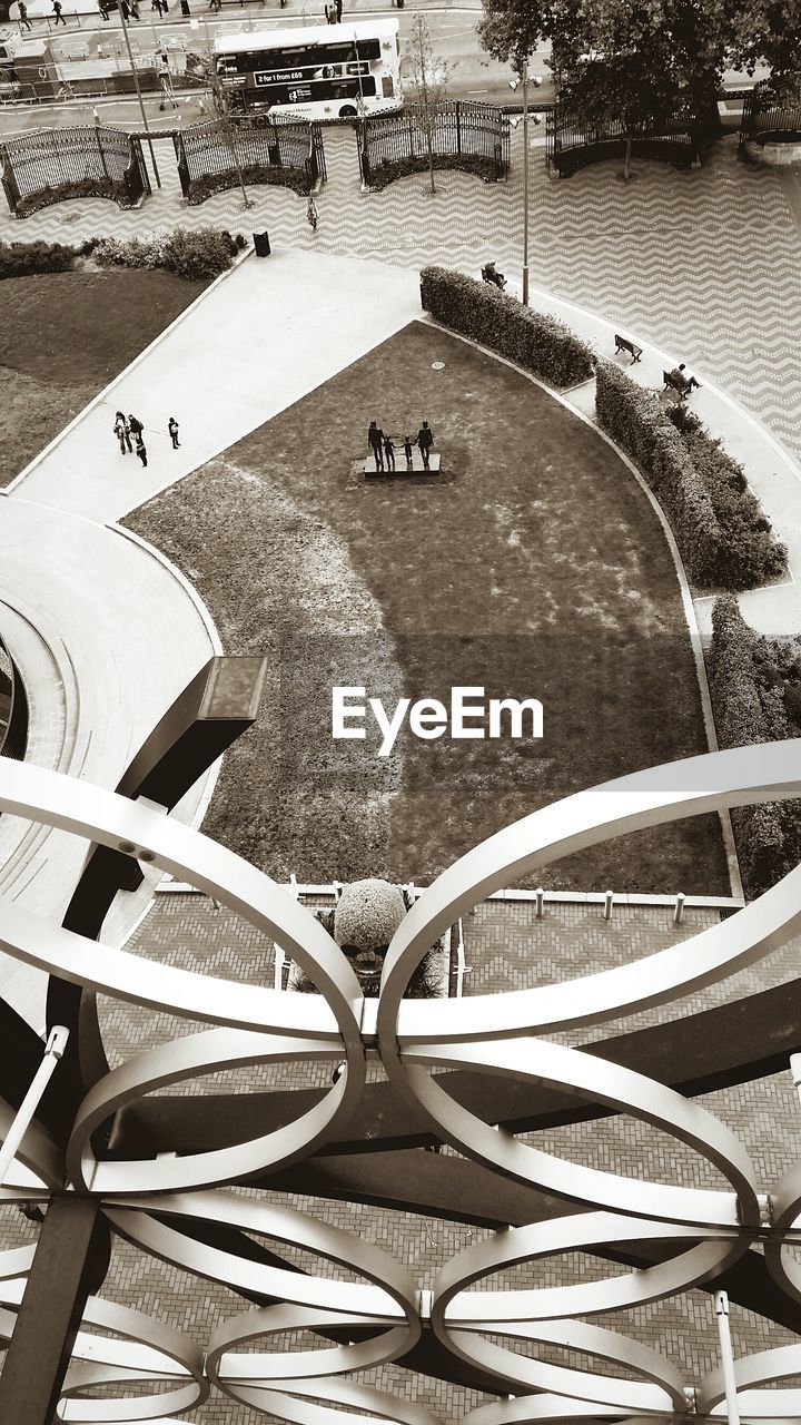 HIGH ANGLE VIEW OF PEOPLE ON THE BEACH