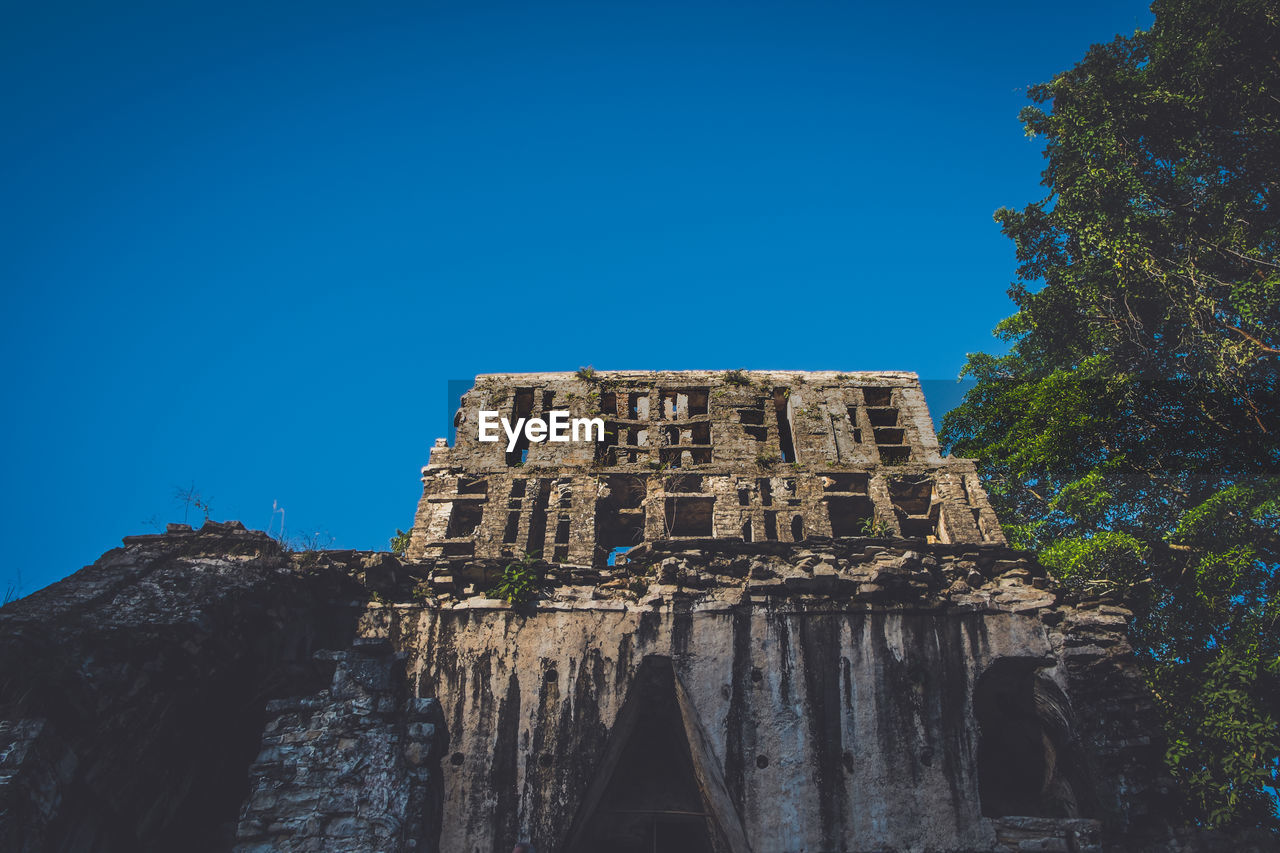 LOW ANGLE VIEW OF OLD RUIN BUILDING