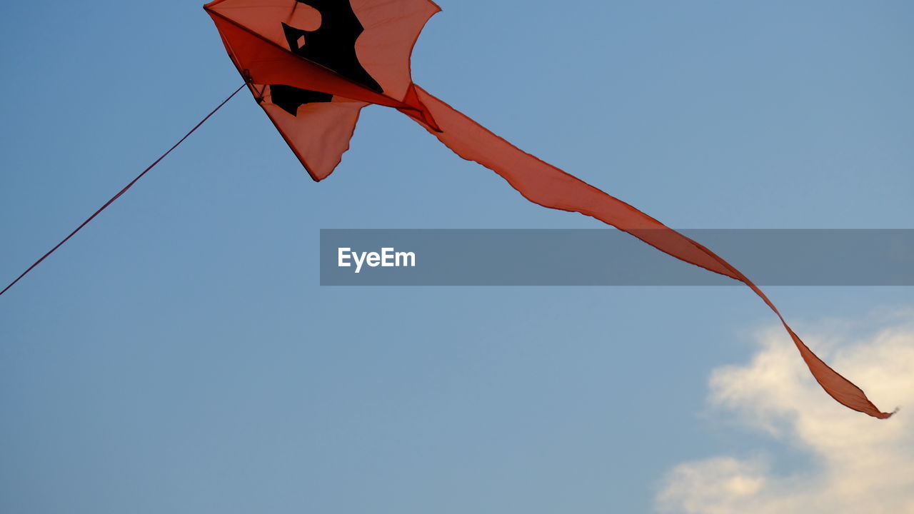 LOW ANGLE VIEW OF FLAG AGAINST SKY