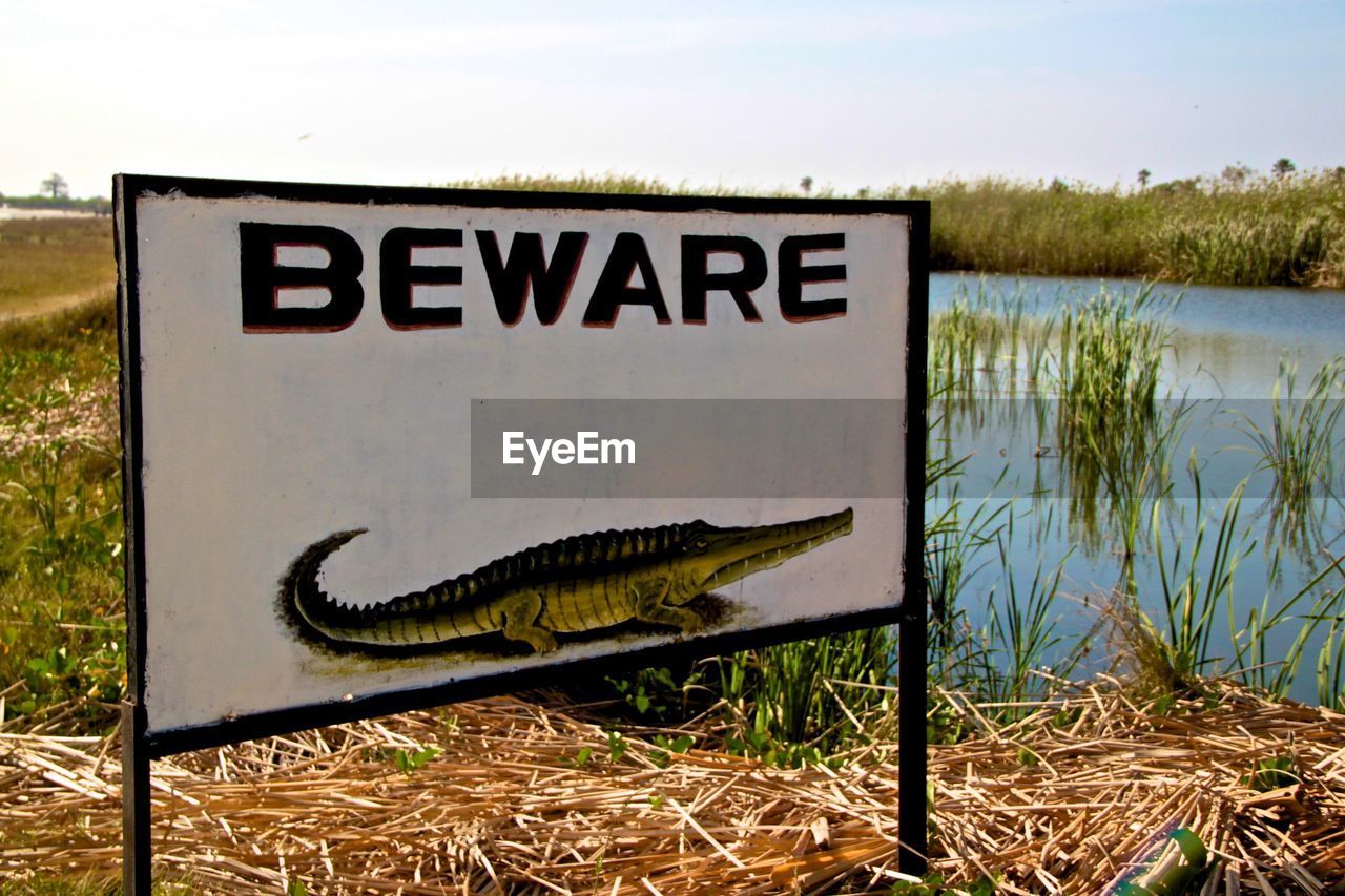 Beware of crocodiles sign