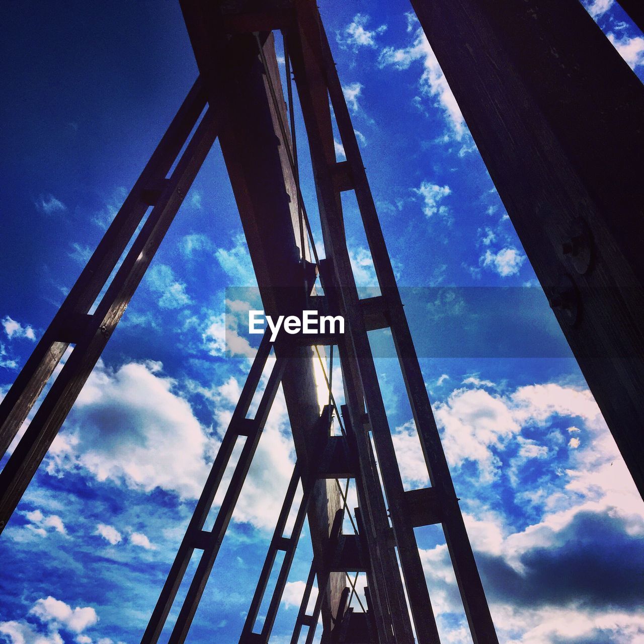 LOW ANGLE VIEW OF BRIDGE AGAINST SKY