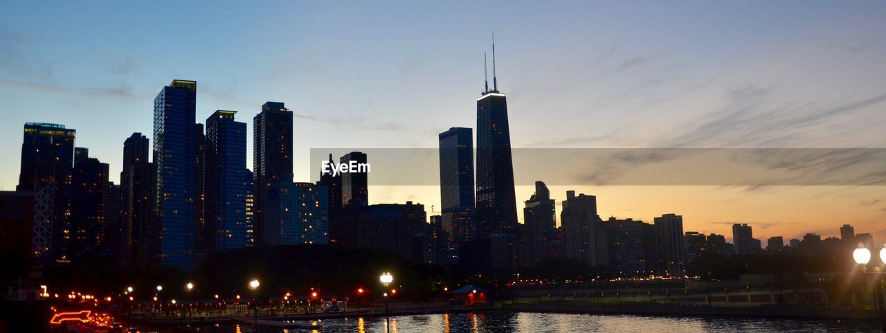 CITY SKYLINE AT DUSK