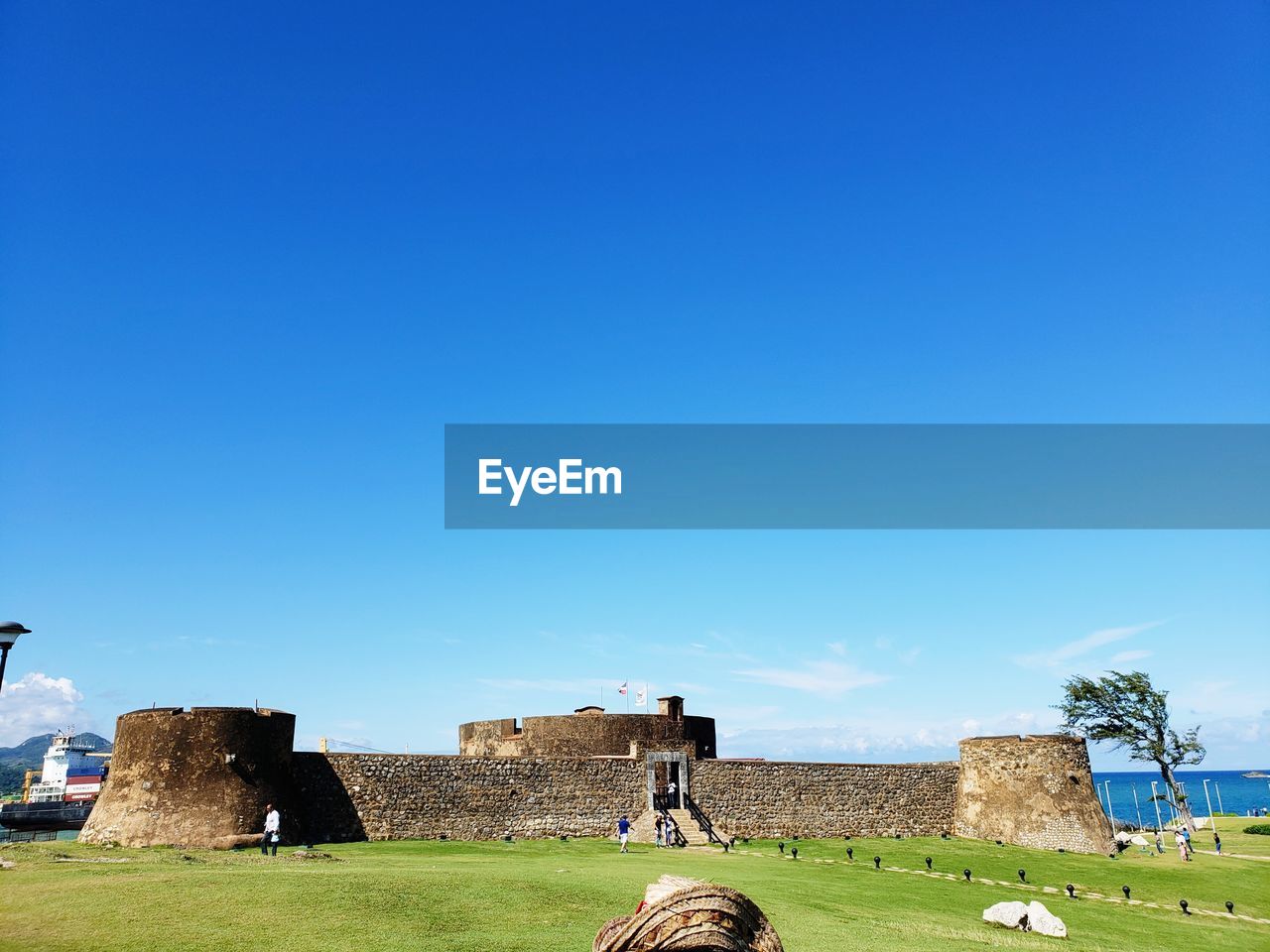 BUILT STRUCTURE AGAINST CLEAR BLUE SKY