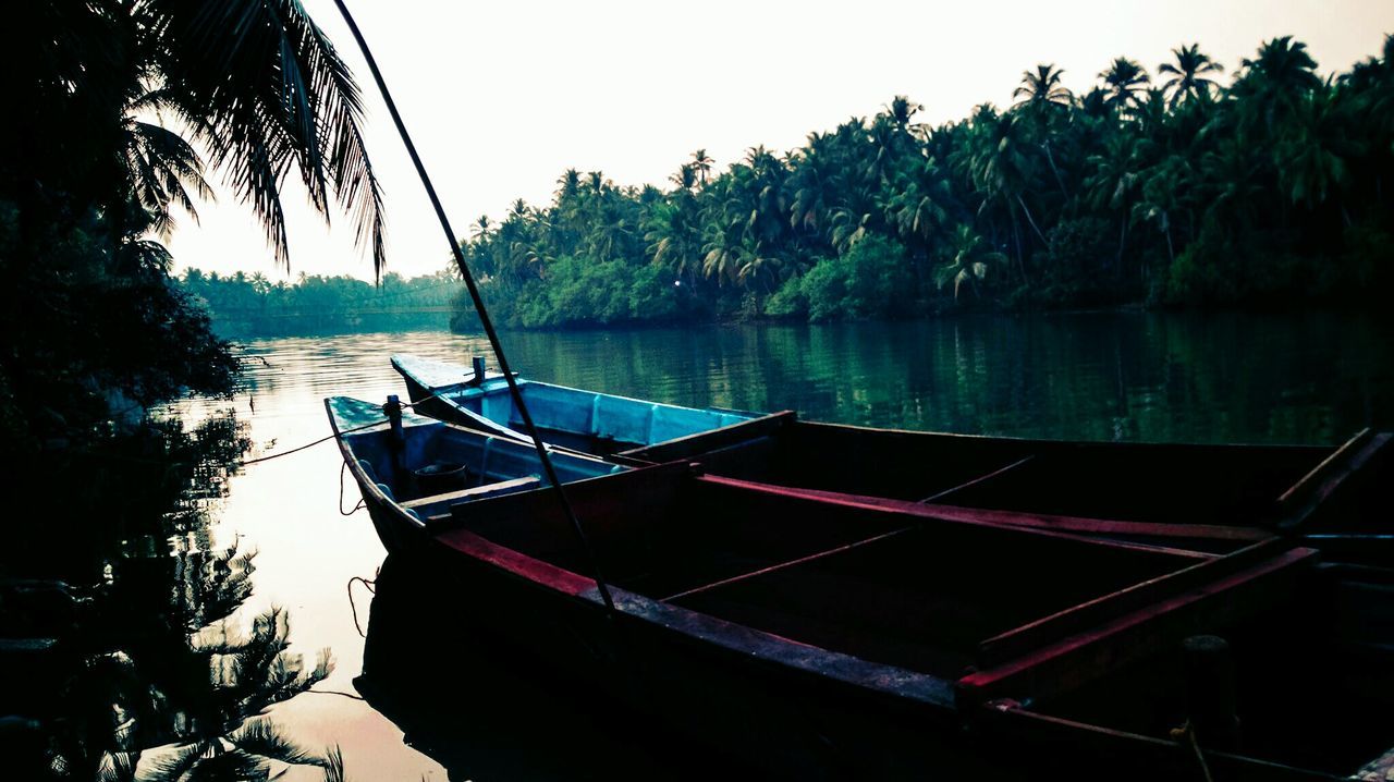 VIEW OF BOATS IN SEA