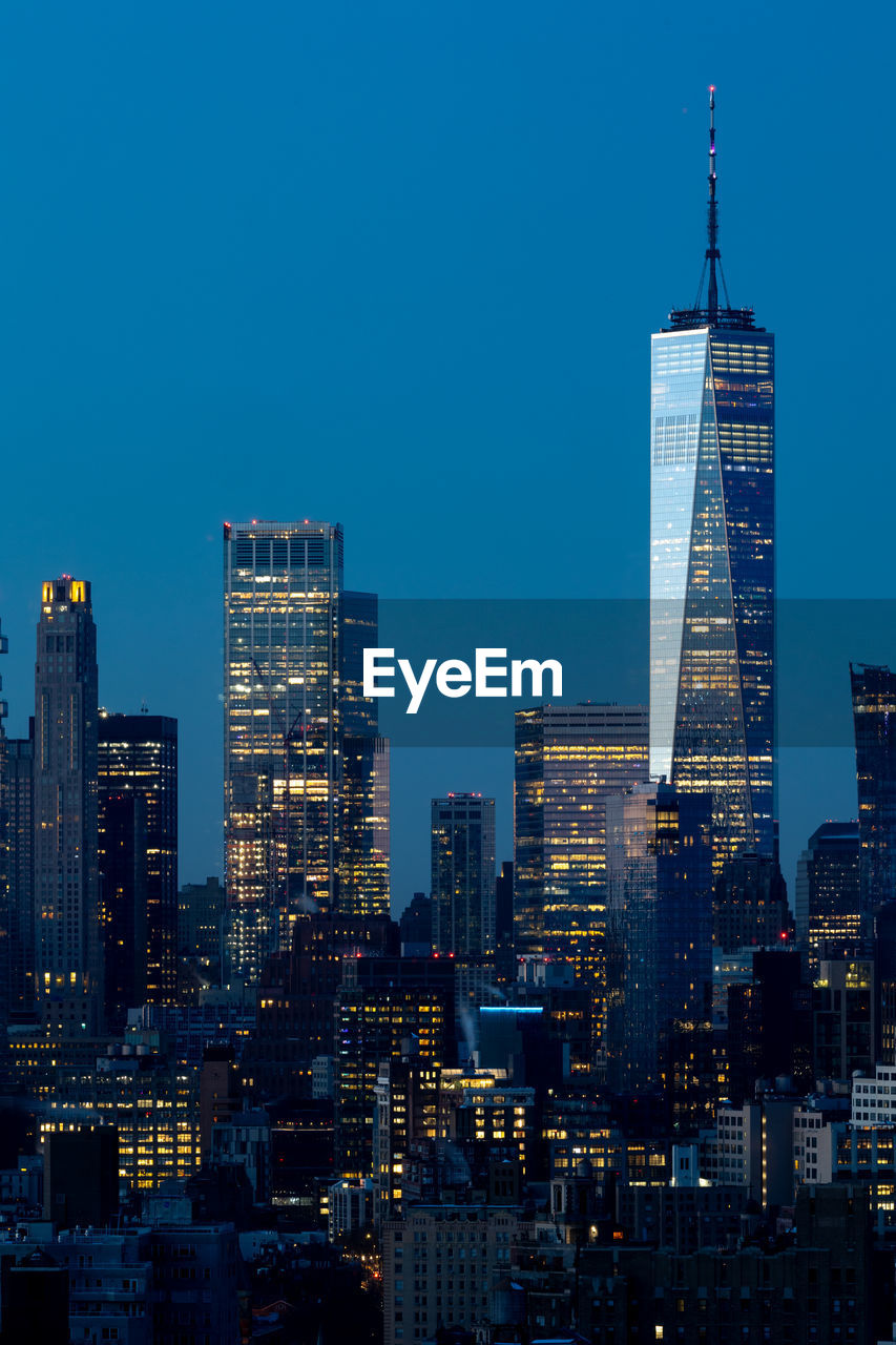 Lower manhattan skyline at night