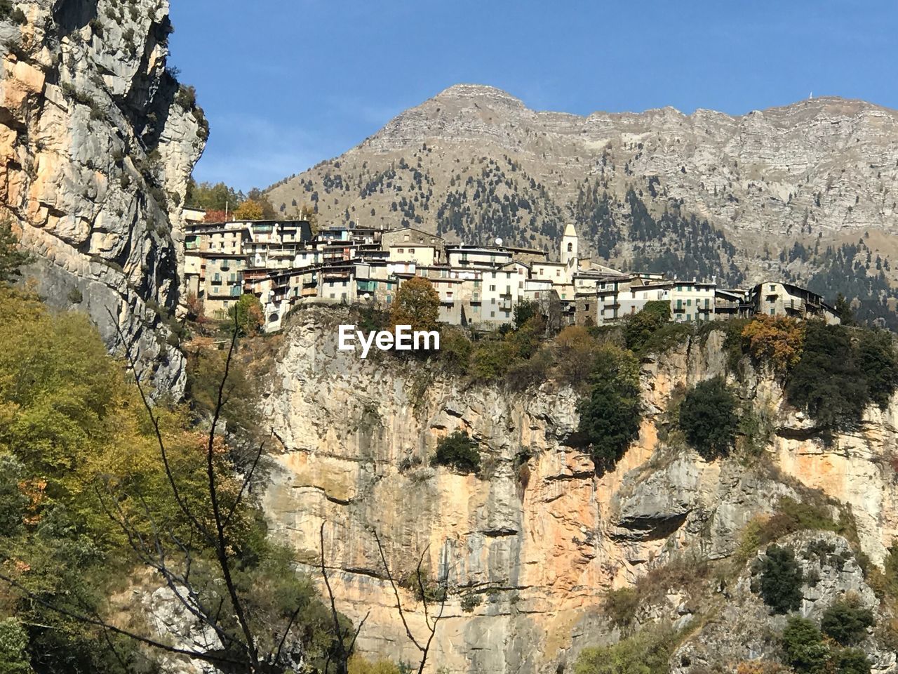 VIEW OF TOWN BY MOUNTAIN