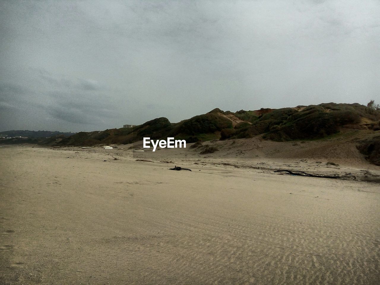 SCENIC VIEW OF BEACH