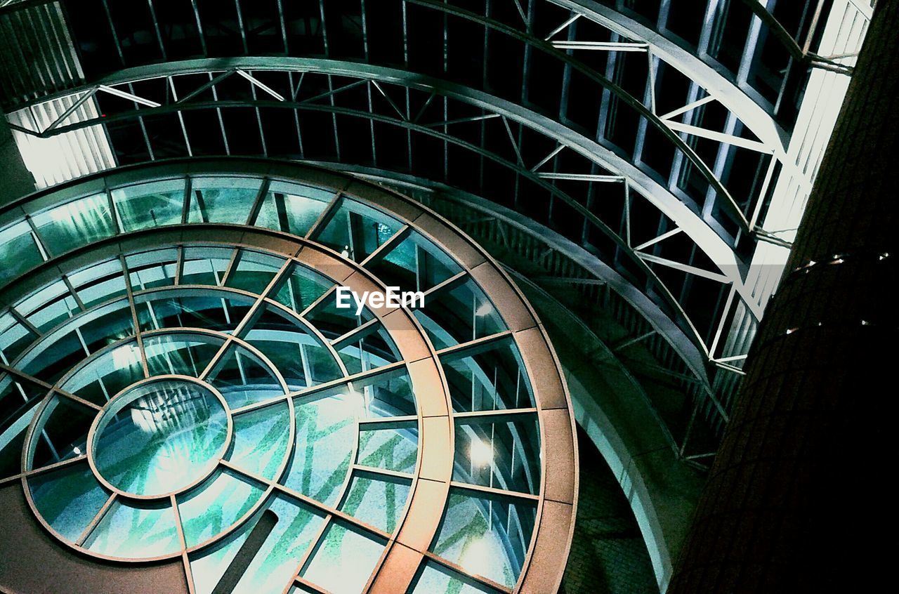 LOW ANGLE VIEW OF STAIRCASE