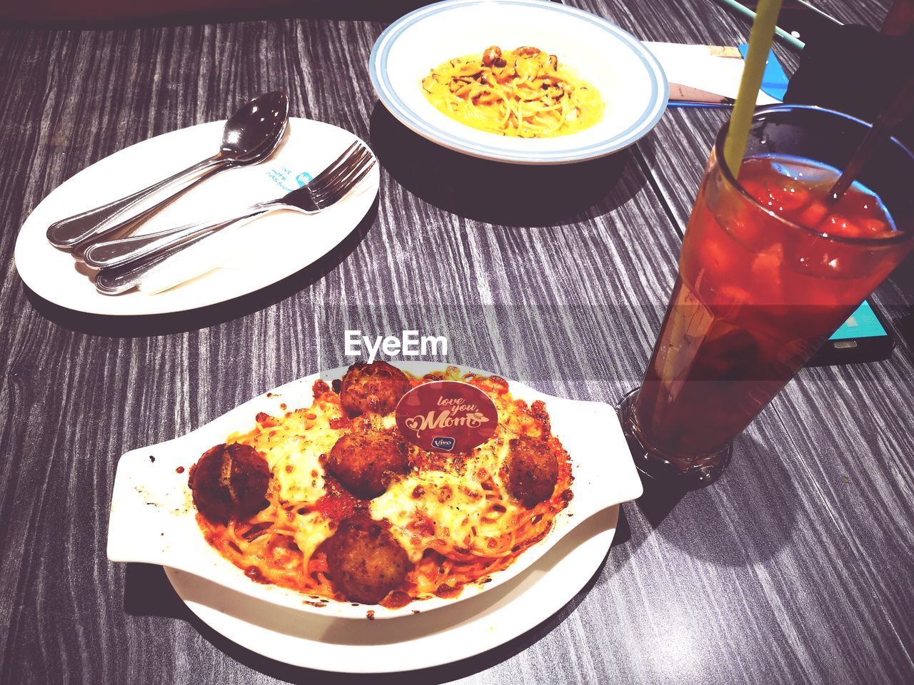 HIGH ANGLE VIEW OF FOOD SERVED ON TABLE