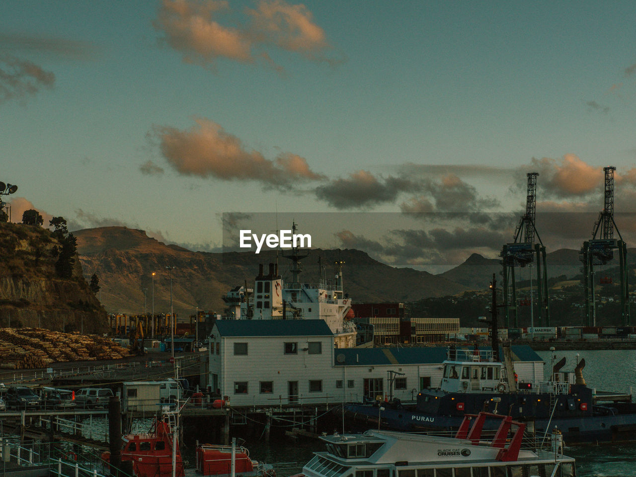 VIEW OF HARBOR AGAINST SKY