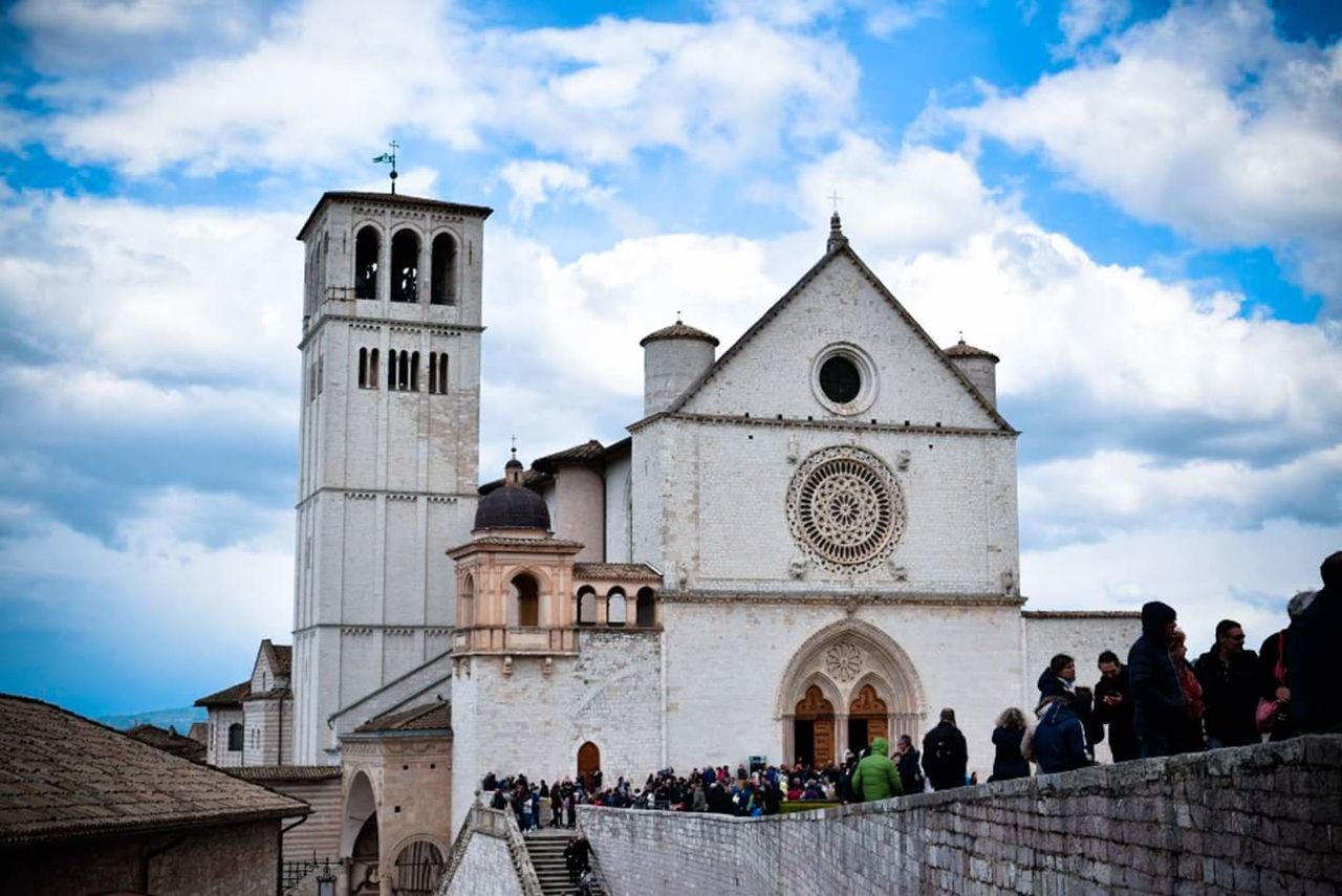 Crowd at basilica of saint francis of assisi