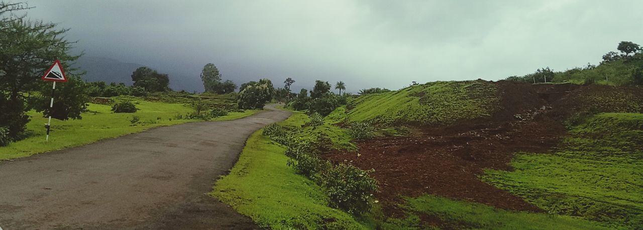 PANORAMIC VIEW OF LANDSCAPE AGAINST SKY