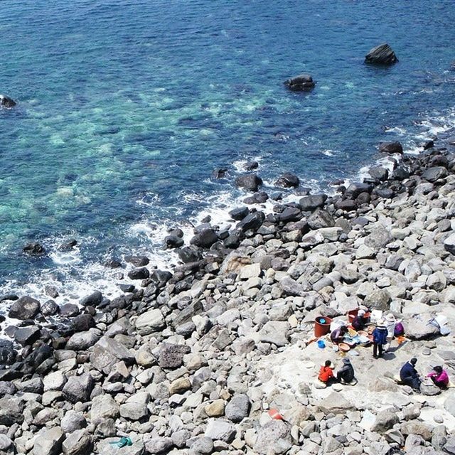 ROCKS ON SHORE