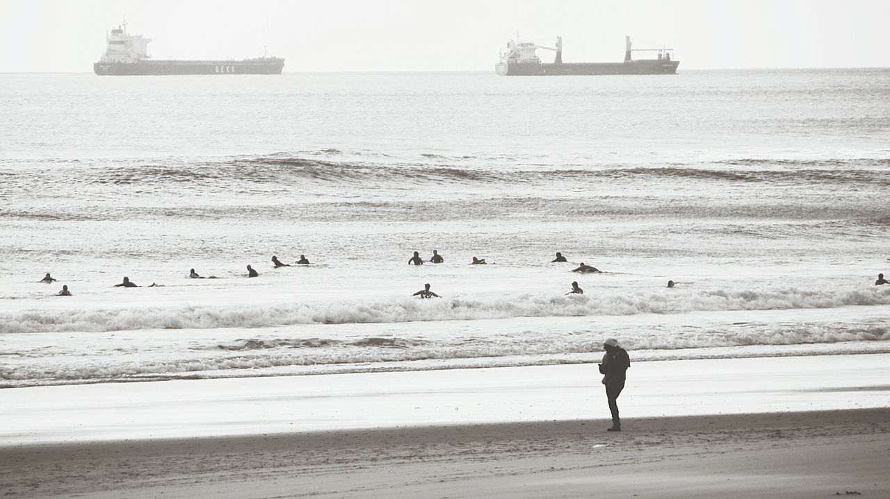 VIEW OF SEA AT BEACH