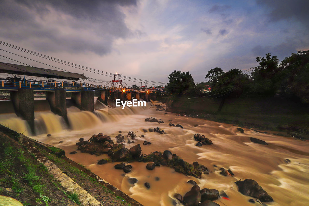 Long exposure photos, view of the ciliwung river and the katulampa dam.
