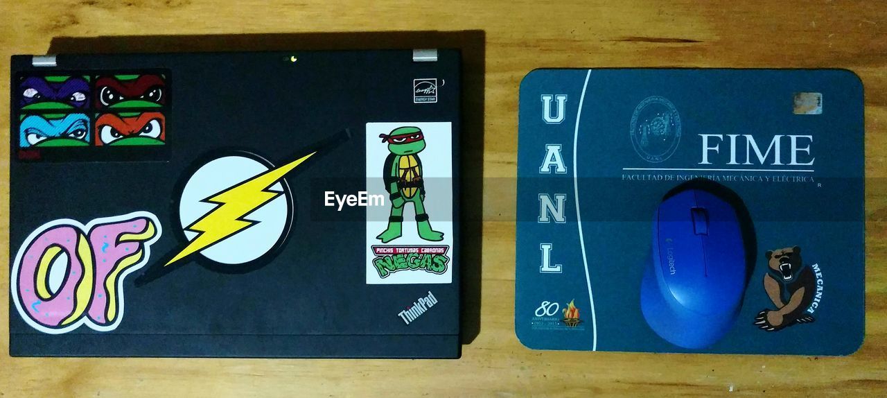 VIEW OF MULTI COLORED WALL