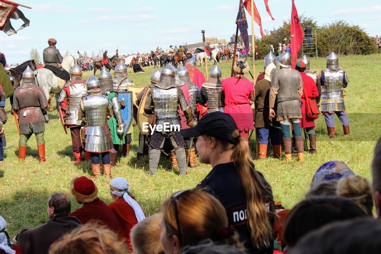 CROWD ON FIELD