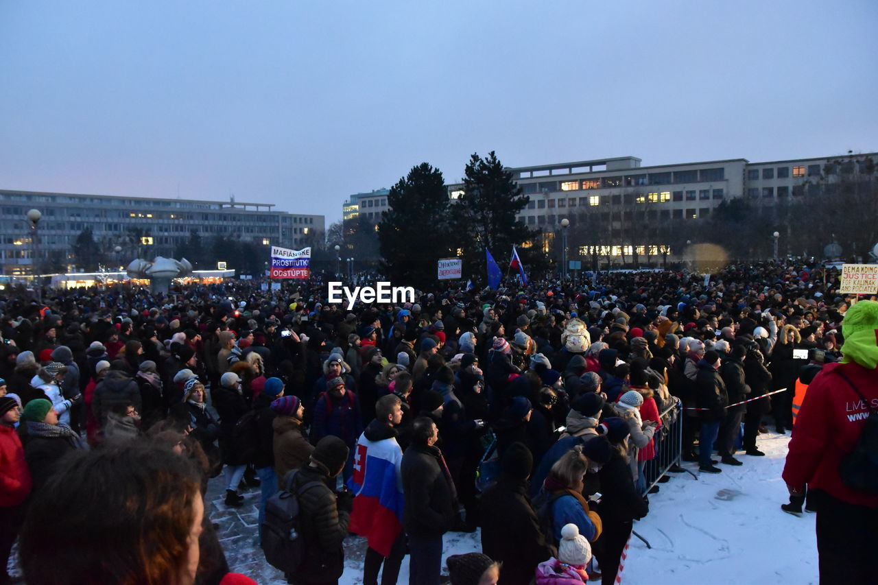 CROWD ON TOWN SQUARE