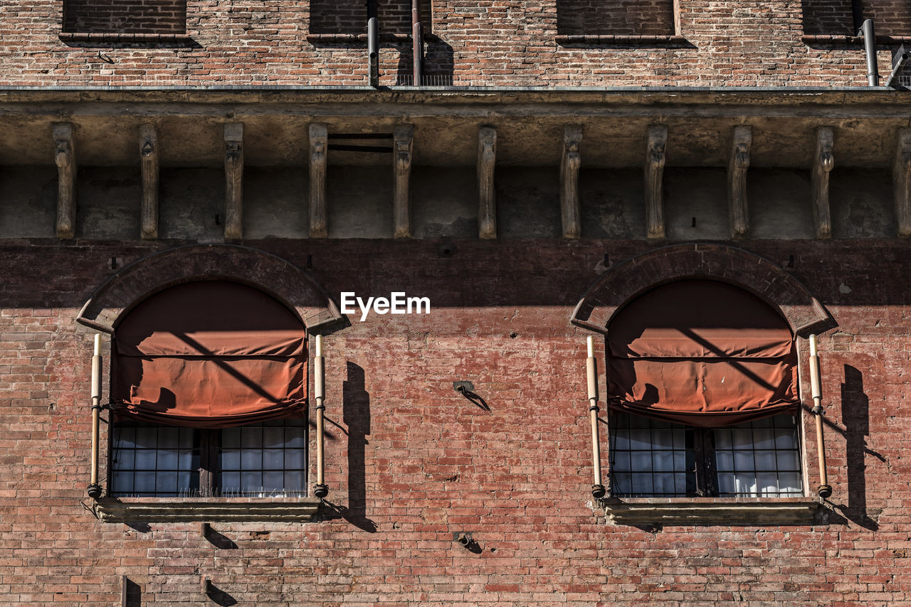 LOW ANGLE VIEW OF BUILDING