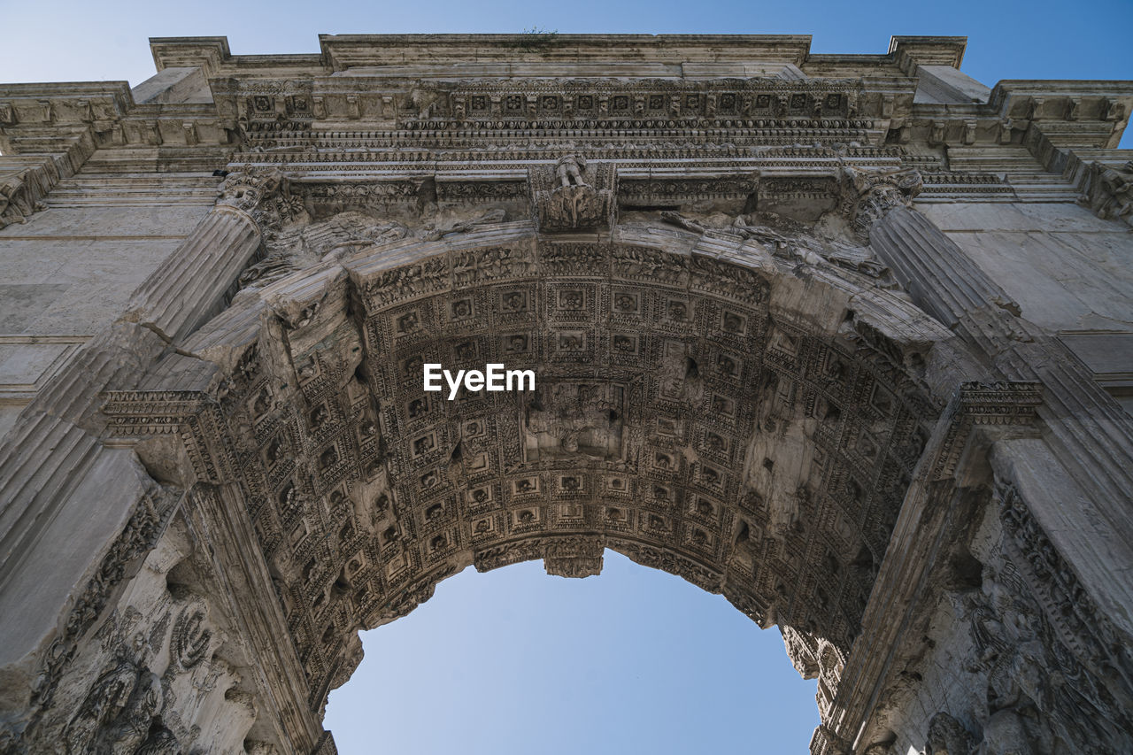 LOW ANGLE VIEW OF OLD RUIN BUILDING