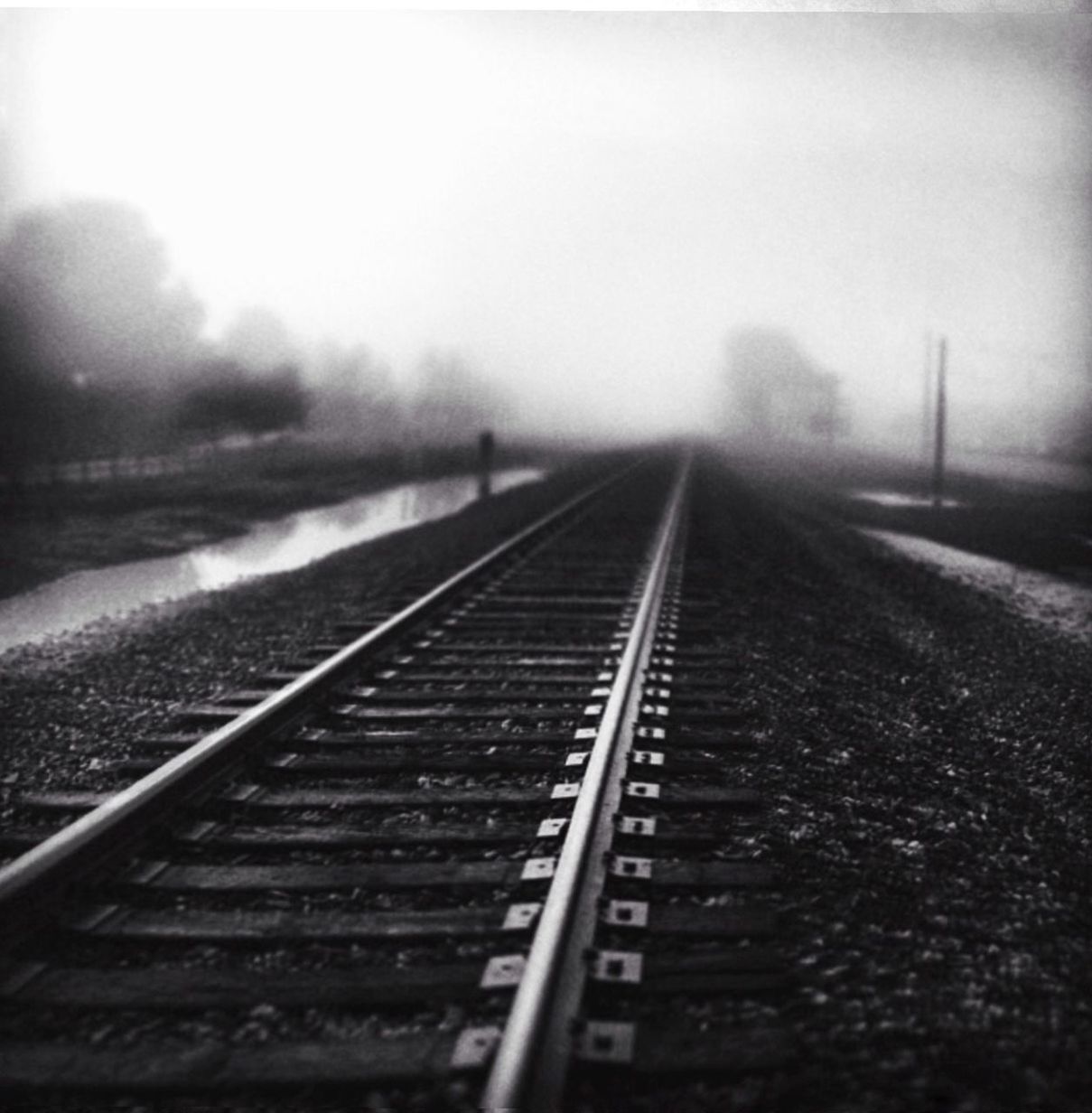 SURFACE LEVEL OF RAILWAY TRACKS