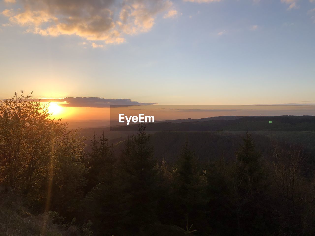 SCENIC VIEW OF SUNSET AGAINST SKY