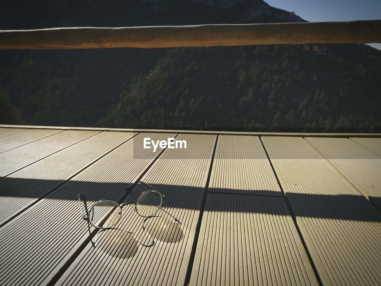 VIEW OF MOUNTAINS AGAINST SKY