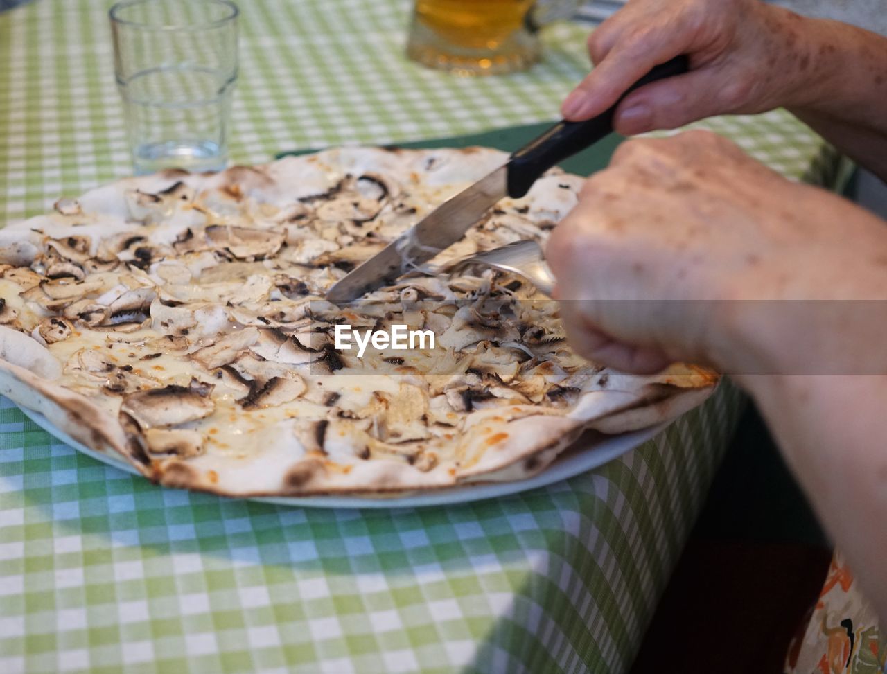 Pizza with mushrooms