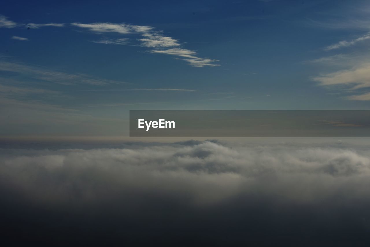 LOW ANGLE VIEW OF CLOUDS IN SKY DURING SUNSET