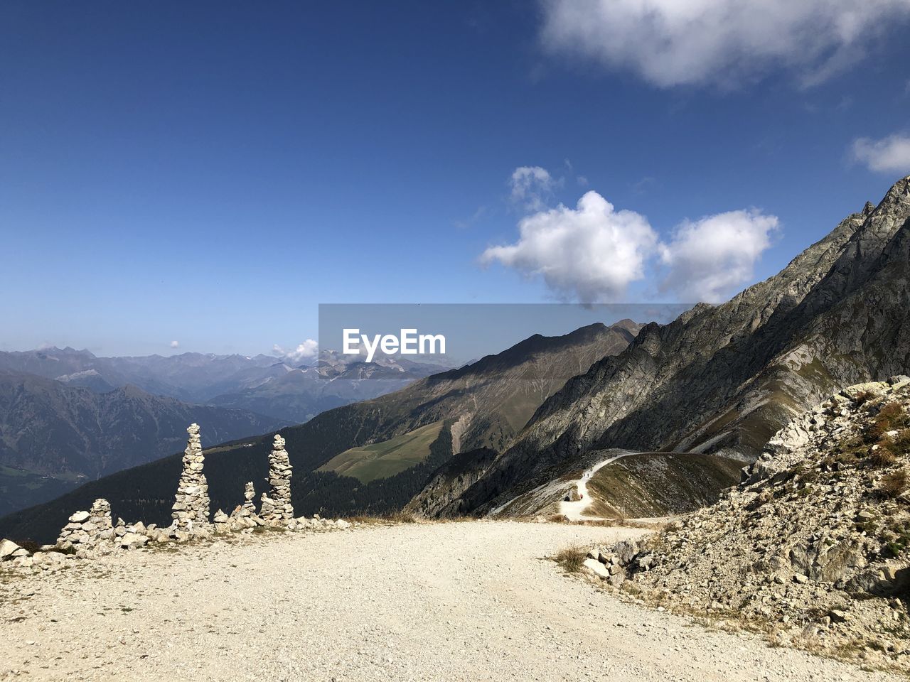 PANORAMIC VIEW OF LANDSCAPE AGAINST SKY