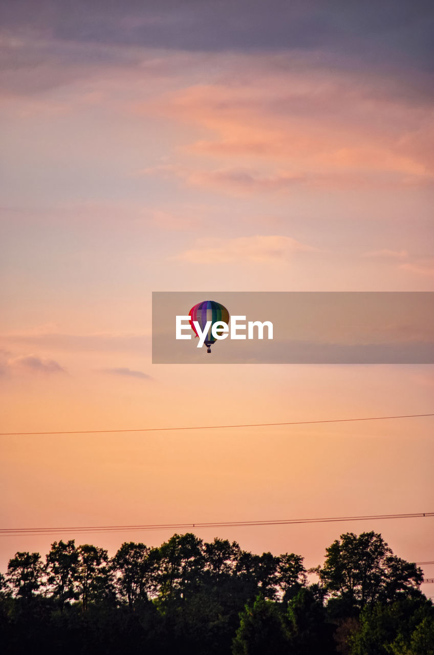 HOT AIR BALLOONS IN SKY DURING SUNSET