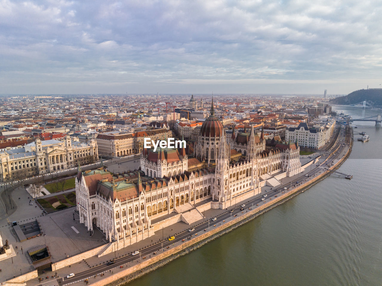 Hungarian parliament building in budapest cityscape a bird's eye view from a drone point