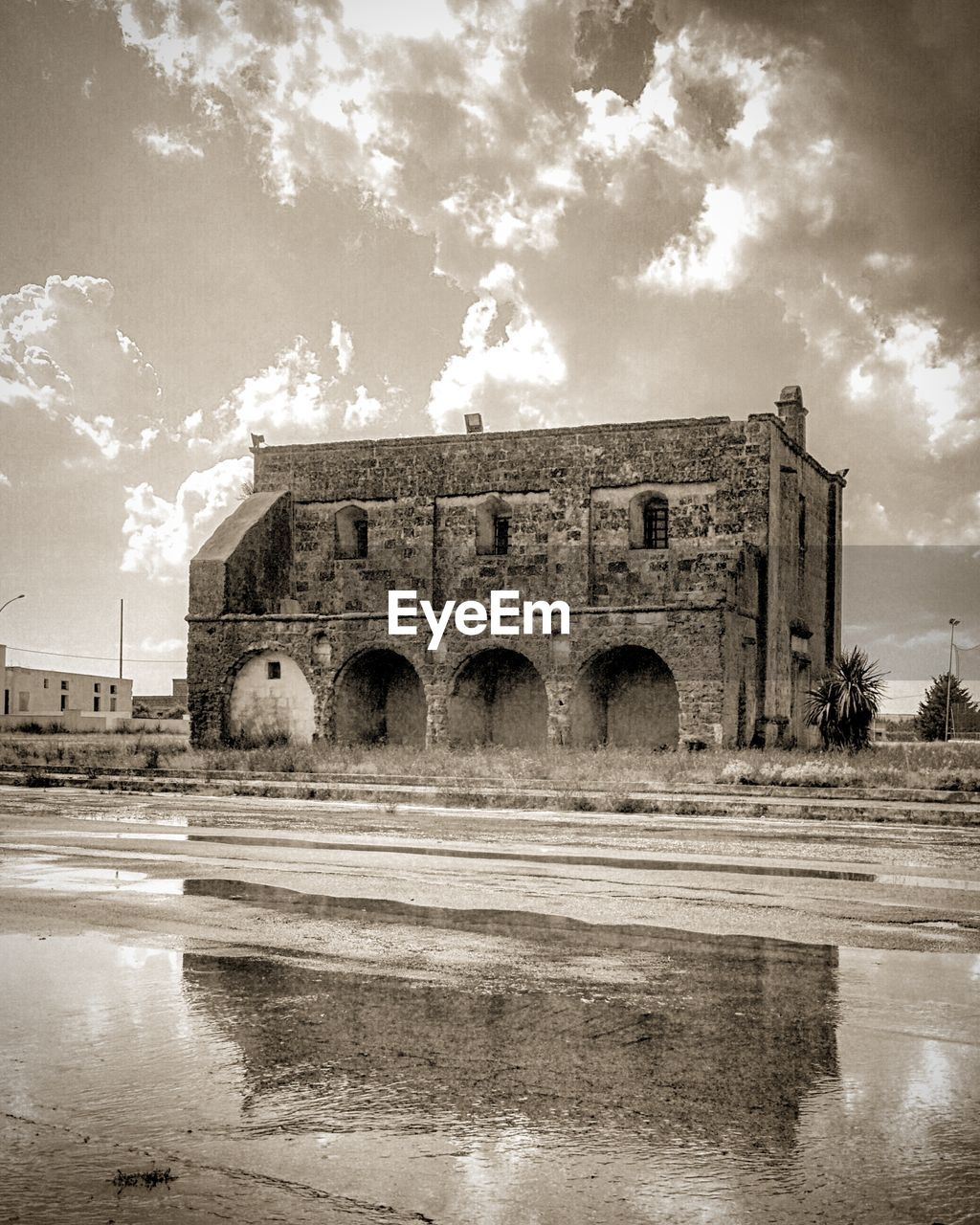 OLD RUINS AGAINST SKY