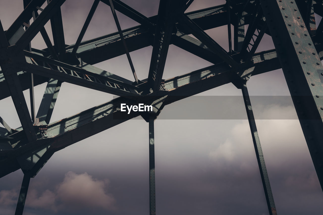 LOW ANGLE VIEW OF BRIDGE