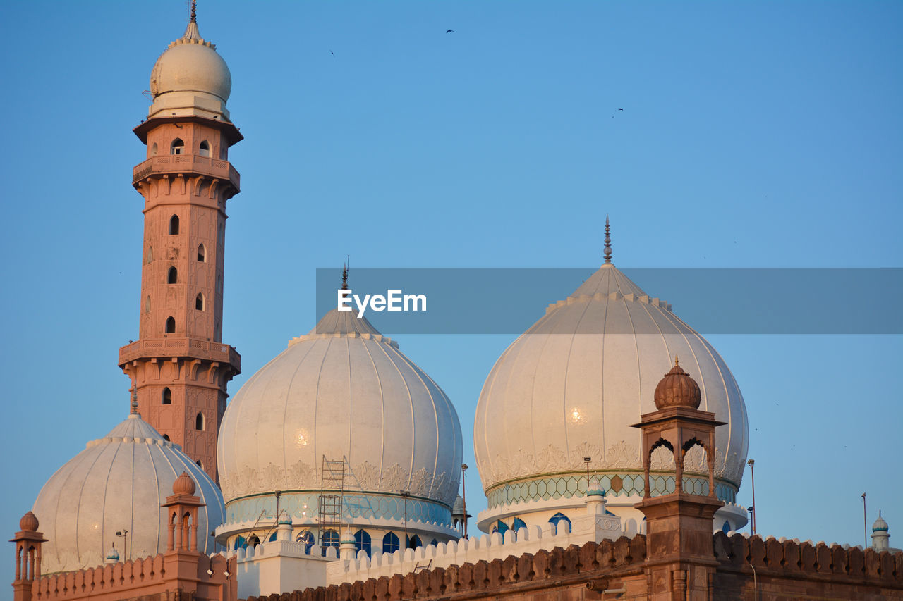Taj-ul-masajid is a mosque situated in bhopal, madhya pradesh state, india.