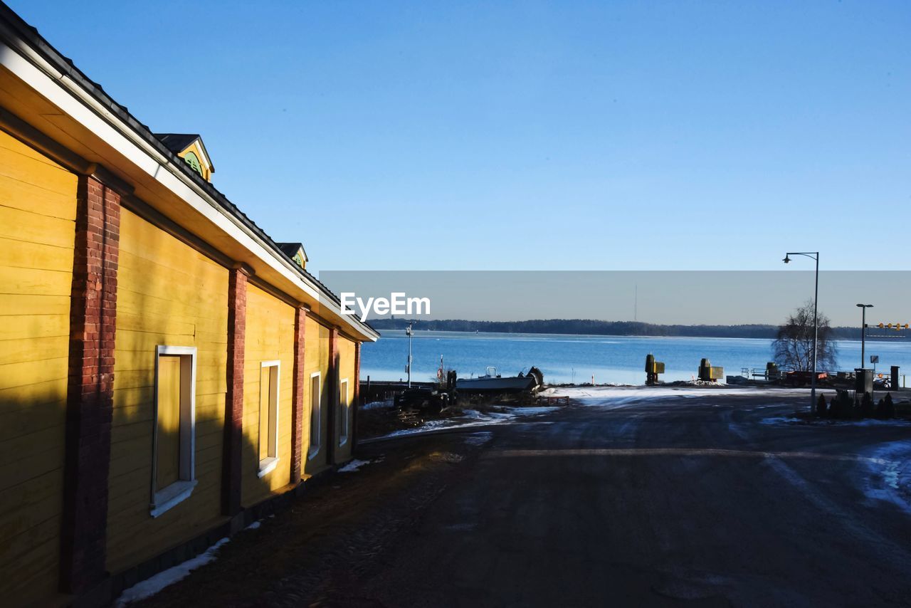 VIEW OF SEA AGAINST CLEAR SKY