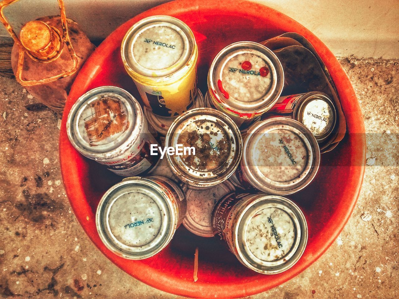 HIGH ANGLE VIEW OF PASTRIES IN CONTAINER ON TABLE