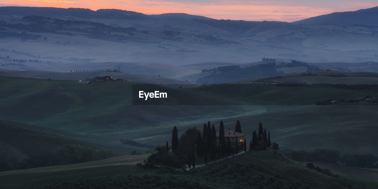 Sunrise in val d'orcia, tuscany