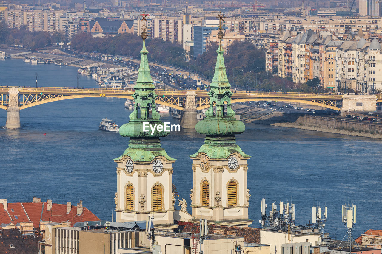 HIGH ANGLE VIEW OF BUILDINGS AND CITY