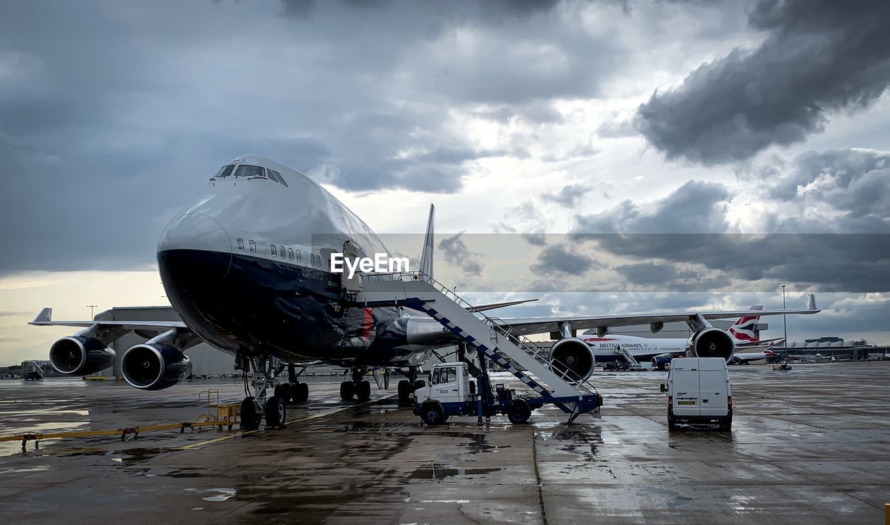 SHIP AT AIRPORT